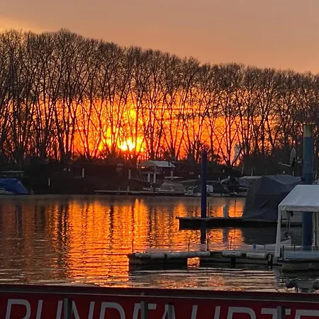 Semesterbostad Hafenperle Wiesbaden