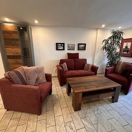 Holiday home Hafenperle Wiesbaden